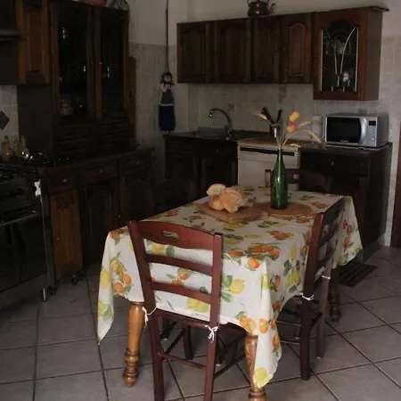 בית נופש La Casa Nel Sole *